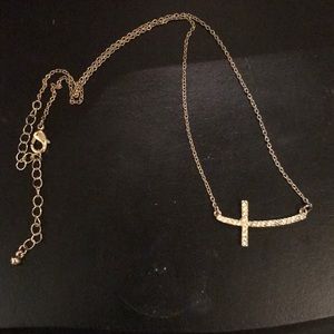 Forever 21 cross necklace